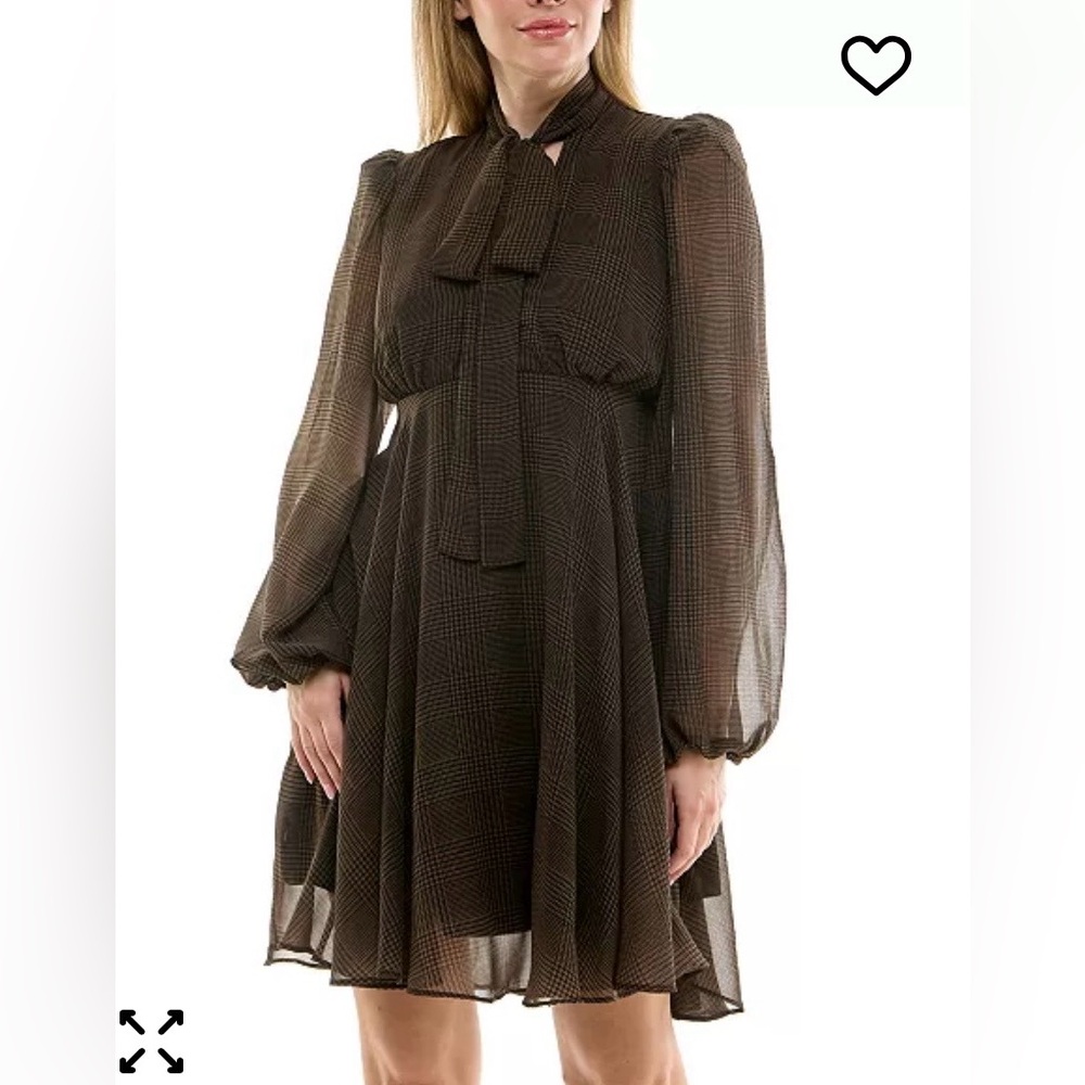 Taylor dress size 2